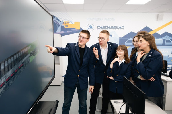 Распадская открыла в СибГИУ новую лабораторию «Виртуальная шахта»